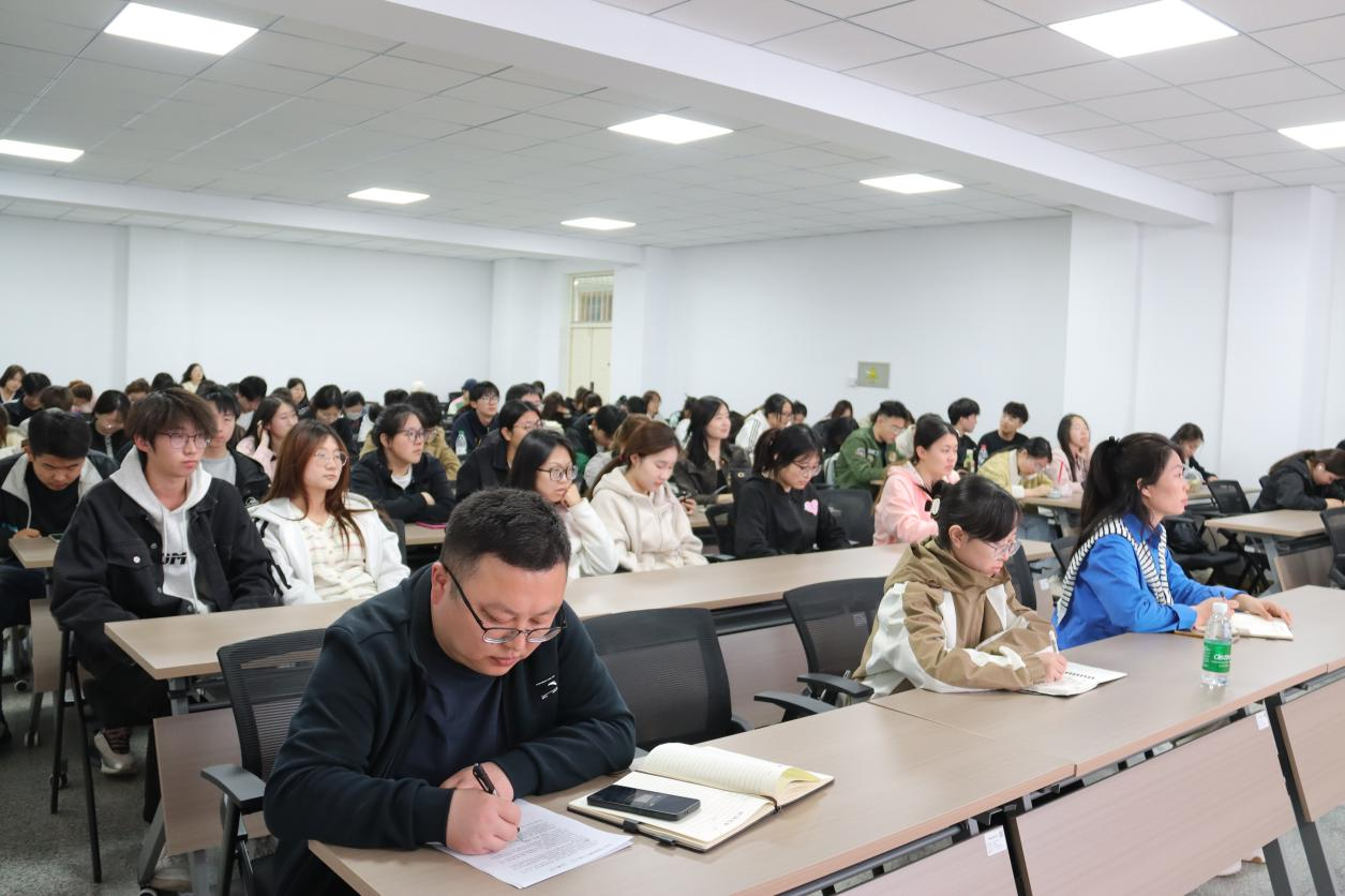 心灵之约,共话成长大学生心理健康讲座--非暴力沟通与人际关系提升2.png 心灵之约,共话成长大学生心理健康讲座--非暴力沟通与人际关系提升2.png