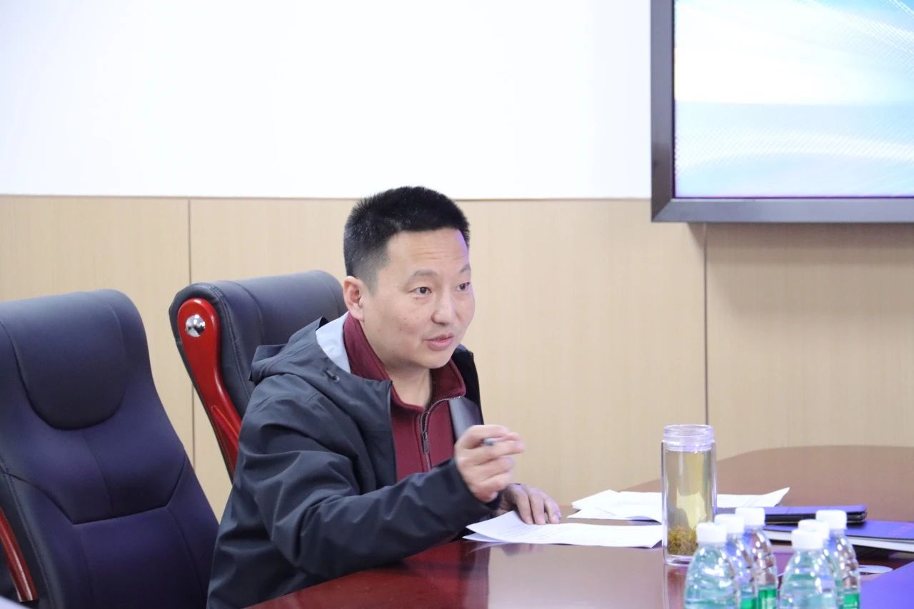 化学与材料学院召开2025年中国国际大学生创新大赛启动会2.jpg 化学与材料学院召开2025年中国国际大学生创新大赛启动会2.jpg