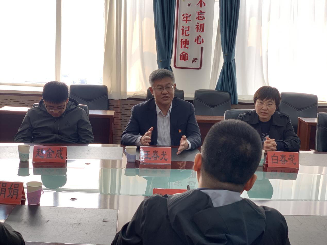 党建引领聚合力,协同育人促发展:化学与材料学院教工第一党支部与通辽一中联合举办教育实习暨党建业务融合座谈会2.png 党建引领聚合力,协同育人促发展:化学与材料学院教工第一党支部与通辽一中联合举办教育实习暨党建业务融合座谈会2.png